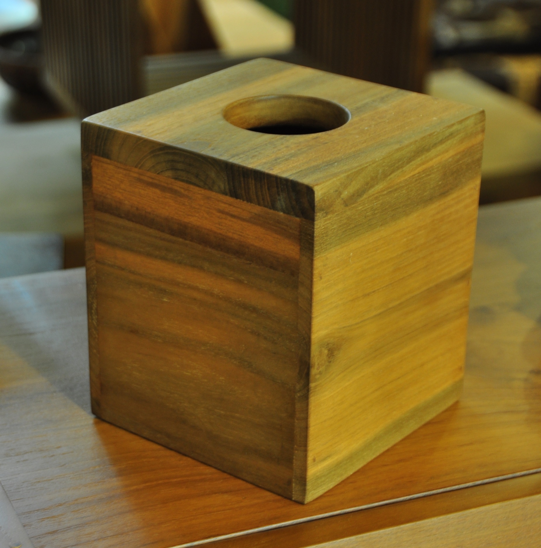 Teak best sale tissue box